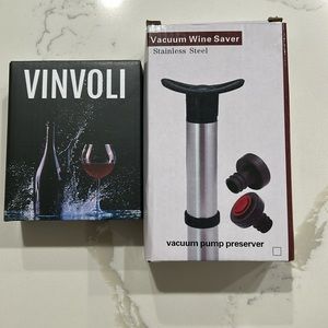 Wine bottle foil cutter and vacuum pump wine saver